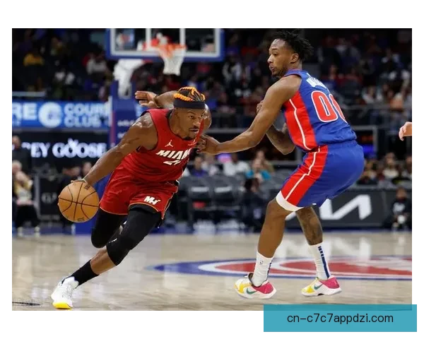 勇士大胜热火四连胜巴特勒伤情