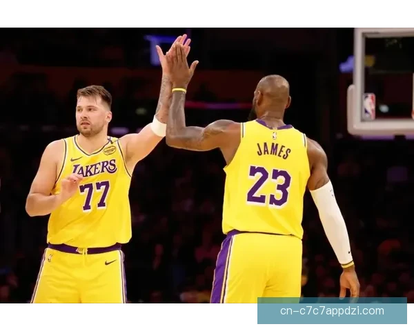 湖人猛追字母顶薪布局后詹时代