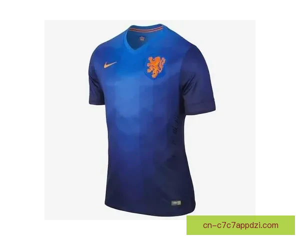 皇马125周年复古战袍曝光图 皇马125周年复古战袍曝光图