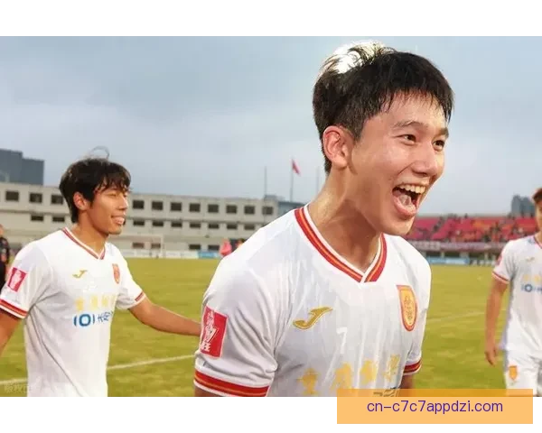 余望:中超节奏快压力大 我会尽快适应 余望:中超节奏快压力大 我会尽快适应